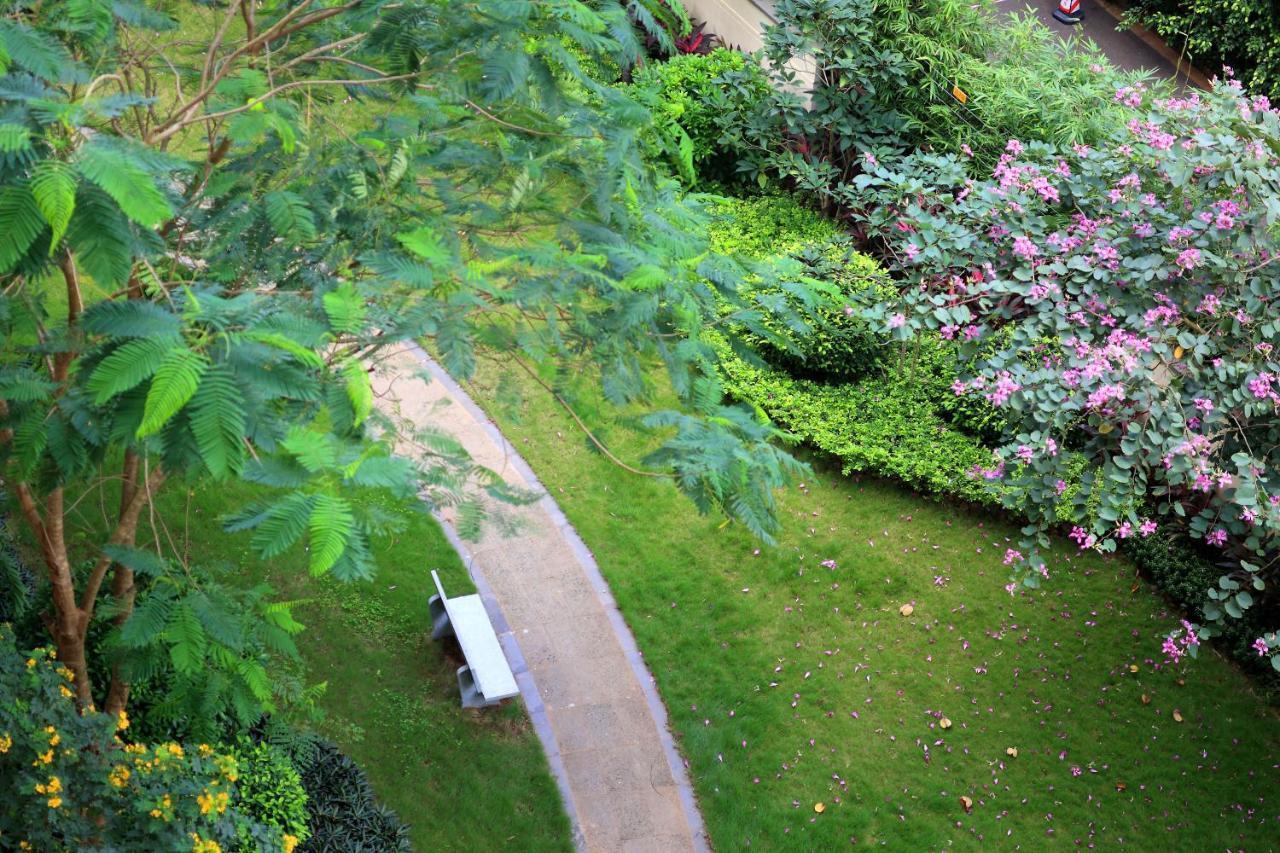 Care Residential Hotel Haikou  Eksteriør billede